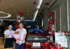 Giao xe Ford Ranger